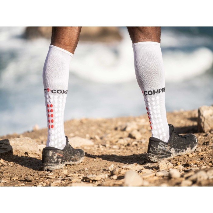 Compressport kojinės Full Socks Run, White, T1