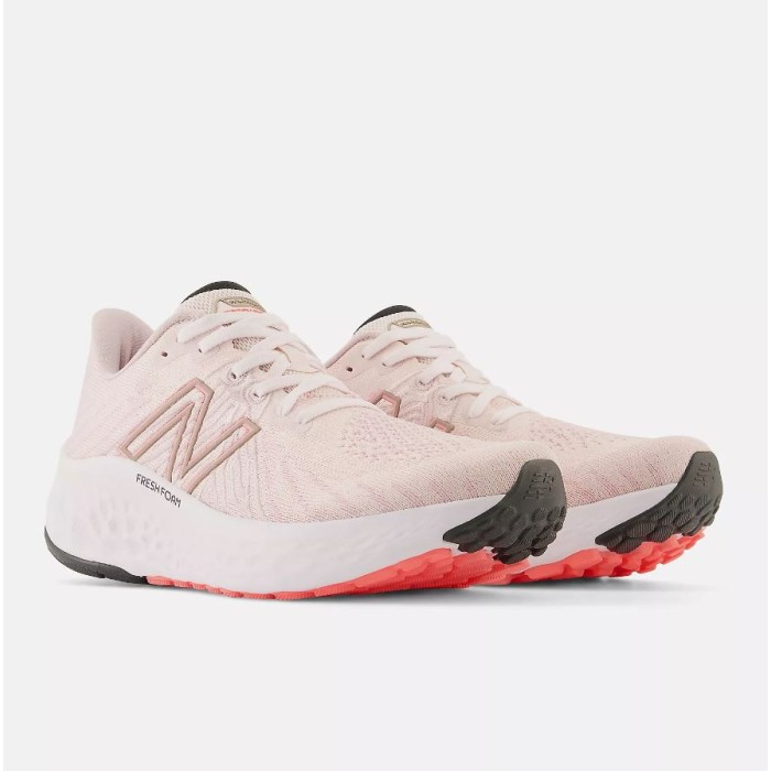 NEW BALANCE VONGO v5