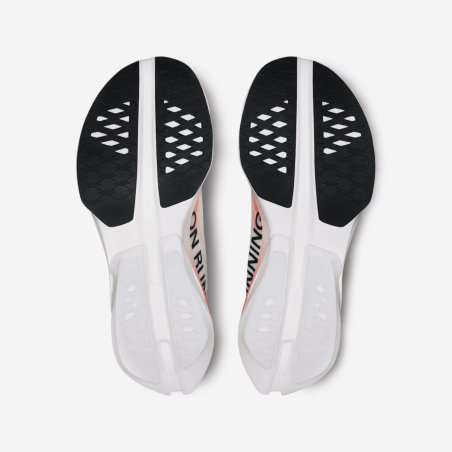 ON CLOUDBOOM STRIKE moteriški bėgimo batai | S-Sportas.lt