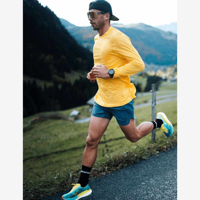 COMPRESSPORT PERFORMANCE LS vyriški bėgimo marškinėliai