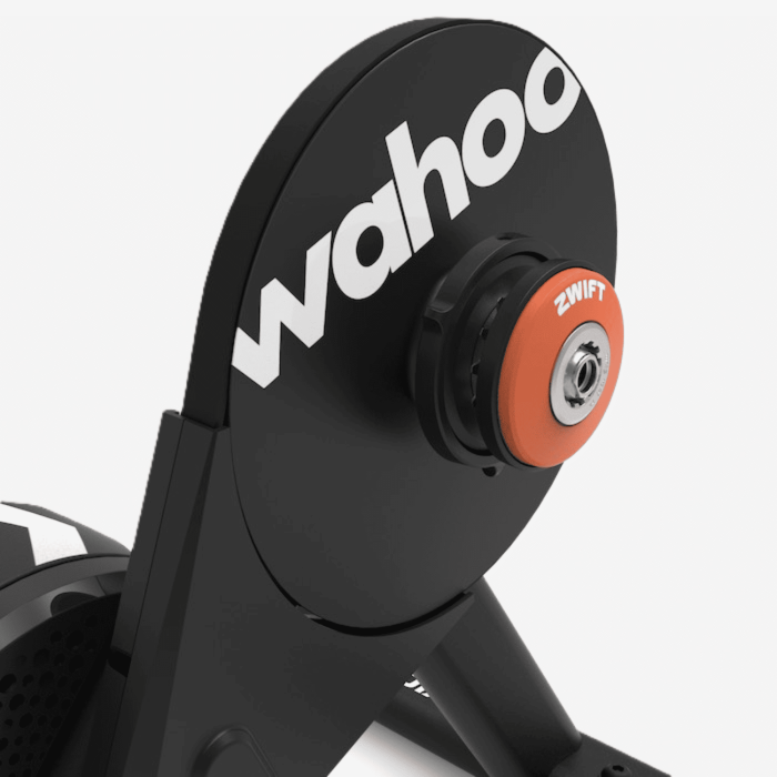 WAHOO KICKR CORE 2 su ZWIFT COG & CLICK treniruoklis