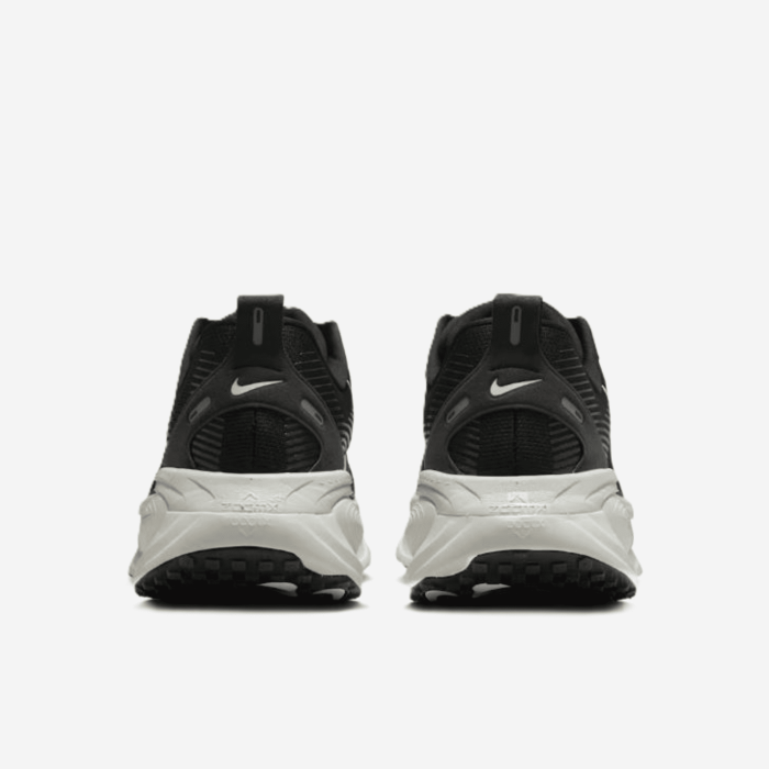 NIKE VOMERO 18 platūs vyriški batai