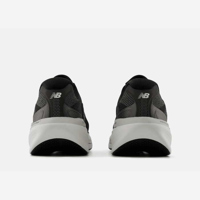 NEW BALANCE 860v15 platūs vyriški bėgimo batai | S-Sportas