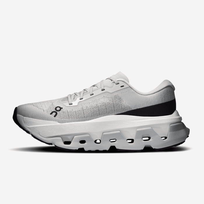 ON CLOUDMONSTER 3 HYPER moteriški bėgimo batai | S-Sportas