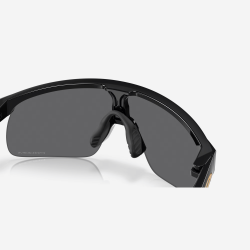 OAKLEY RESISTOR YOUTH sportiniai akiniai | S-Sportas