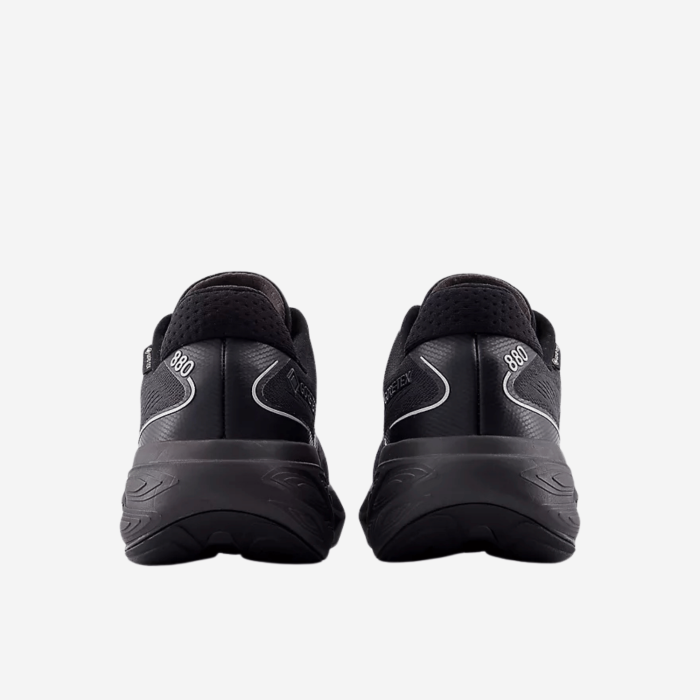 NEW BALANCE 880v15 GTX vyriški bėgimo batai | S-Sportas